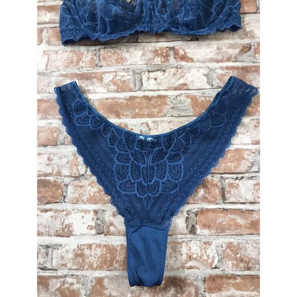 CHANTELLE Vgt 2 PC Romantic Lace Thong Soft Bow Bra & Tanga Blue Med High Waist - Picture 3 of 7
